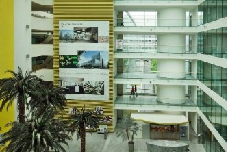 Gegenwart und Zukunft verbinden sich so im Raum. © Moser Ausstellungsdesign